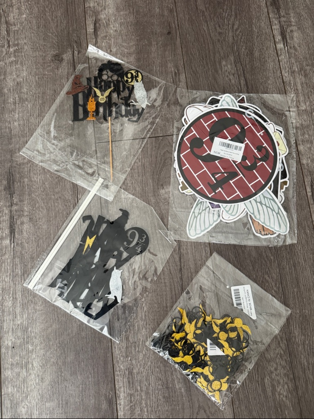 Bundle of Harry Potter birthday party decorations